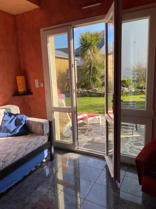 Dans Une Maison Familiale Avec Jardin A 800M De La Plage Bréville-sur-Mer Exterior foto